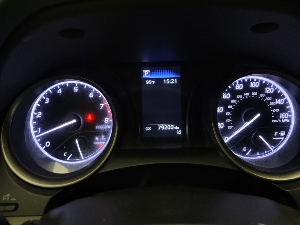 2021 Toyota Camry in Glendale, AZ 85301 - 18119691 23