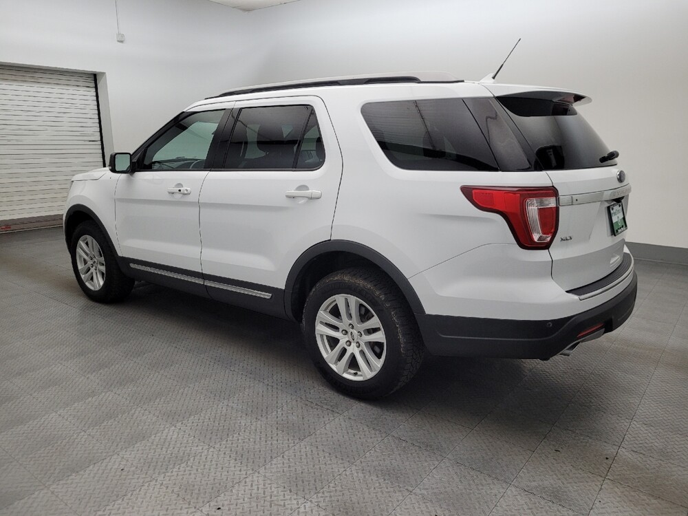 2018 Ford Explorer in Mesa, AZ 85210 - 18119695 3