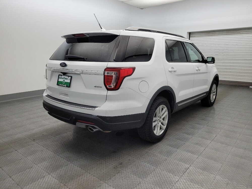 2018 Ford Explorer in Mesa, AZ 85210 - 18119695 9