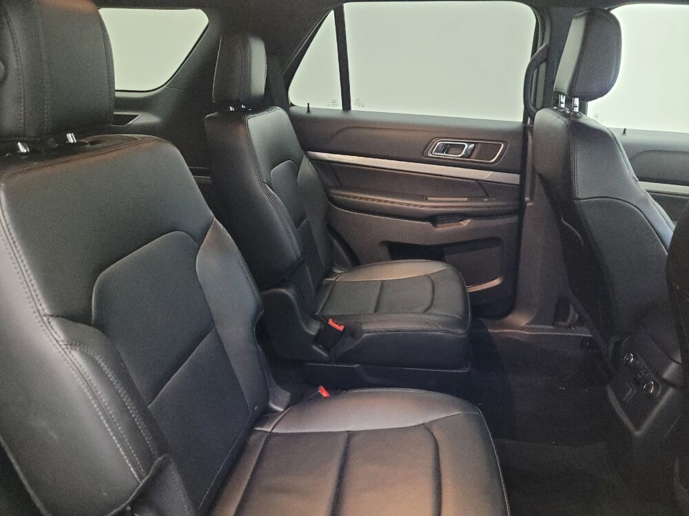 2018 Ford Explorer in Mesa, AZ 85210 - 18119695 19