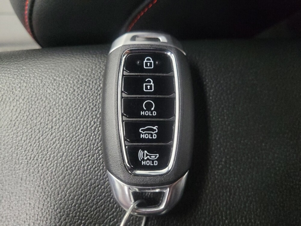 2023 Hyundai Elantra in Indianapolis, IN 46222 - 18119704 32