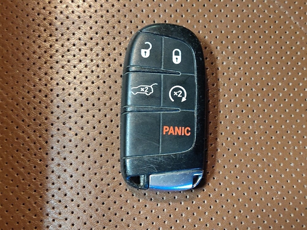 2018 Jeep Grand Cherokee in Jacksonville, FL 32210 - 18119714 32