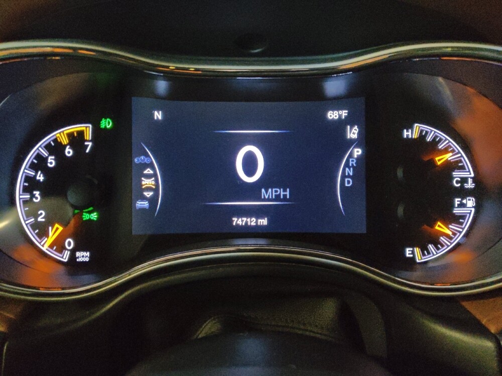 2018 Jeep Grand Cherokee in Jacksonville, FL 32210 - 18119714 23