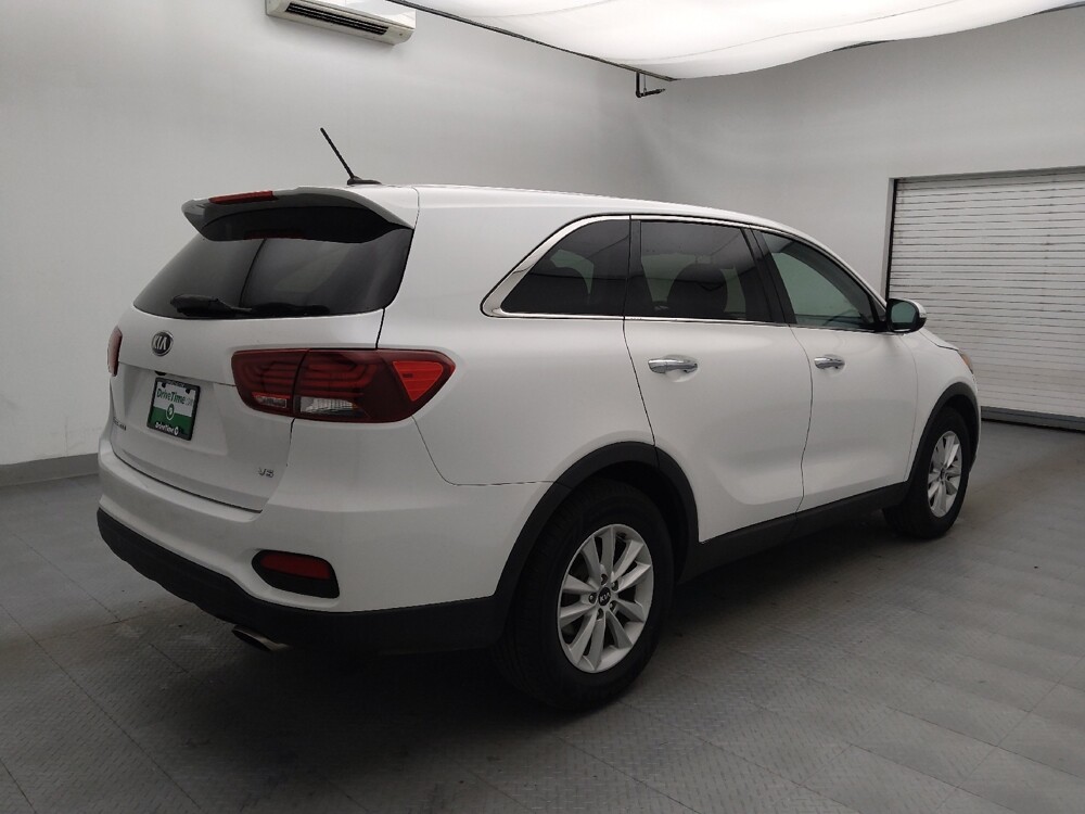 2020 Kia Sorento in Greenville, SC 29607 - 18119715 9