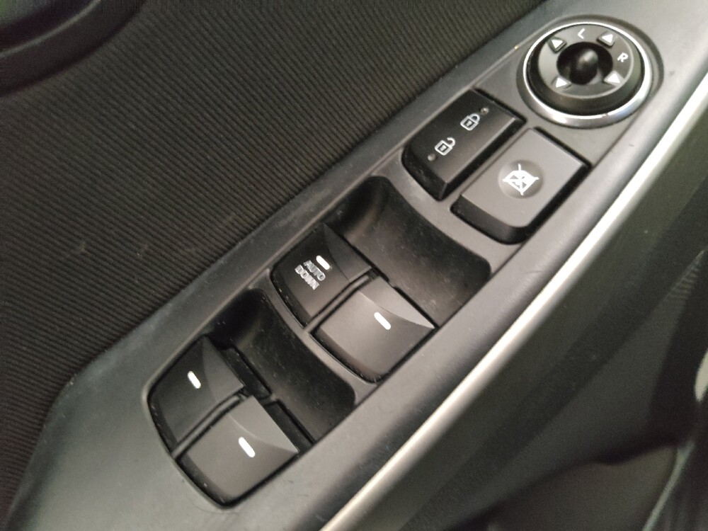 2017 Hyundai Elantra in Lakeland, FL 33815 - 18119720 27