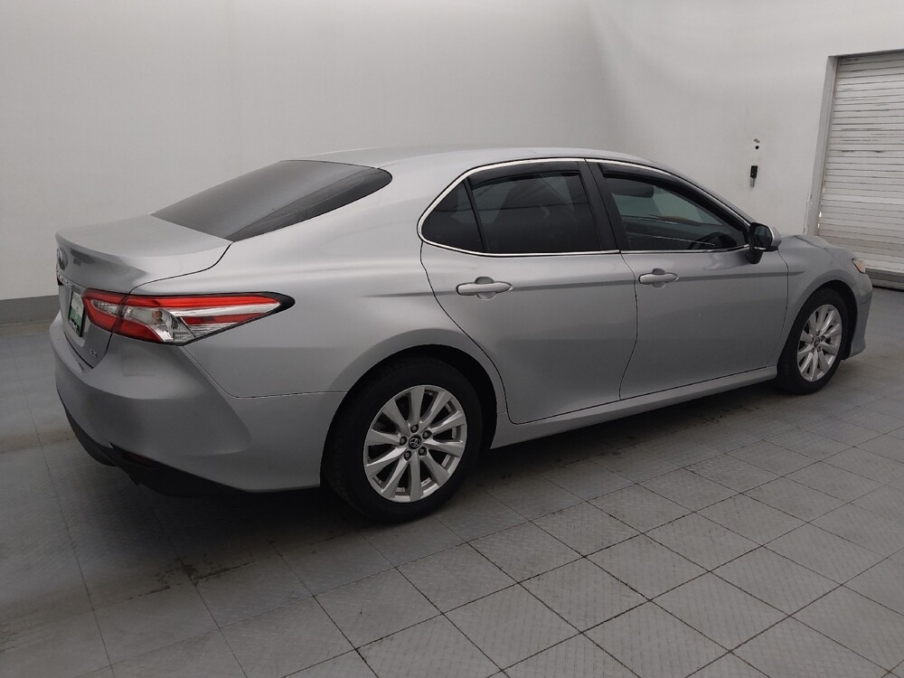 2018 Toyota Camry in Lakeland, FL 33815 - 18119722 10