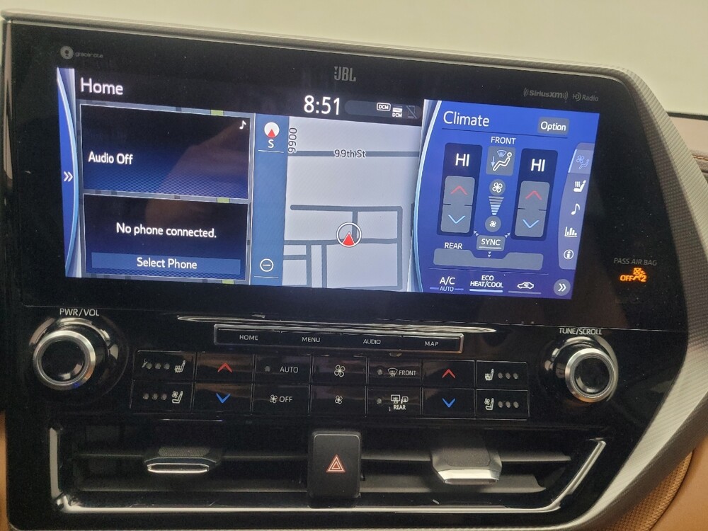 2021 Toyota Highlander in Mishawaka, IN 46545 - 18119723 25