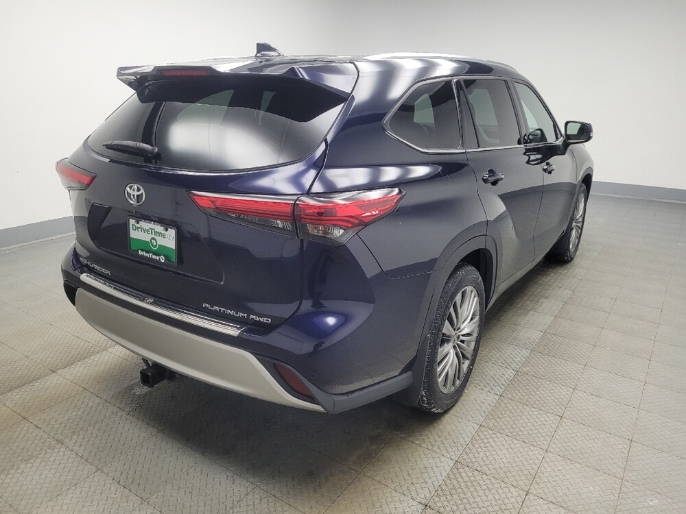 2021 Toyota Highlander in Mishawaka, IN 46545 - 18119723 9