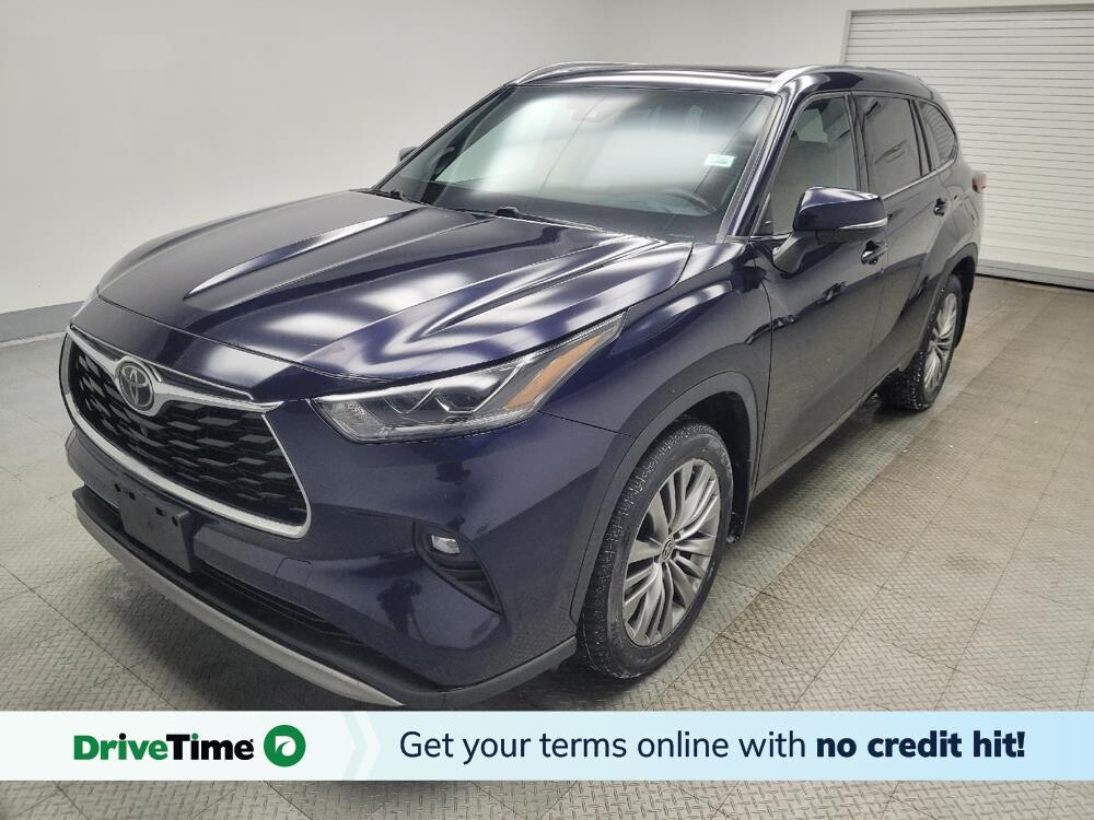 2021 Toyota Highlander in Mishawaka, IN 46545 - 18119723