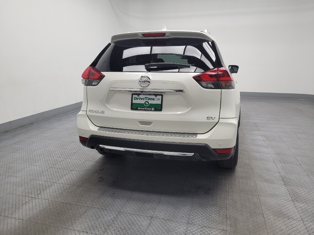 2019 Nissan Rogue in Las Vegas, NV 89102 - 18119727 7