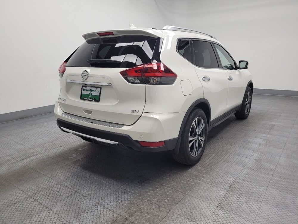 2019 Nissan Rogue in Las Vegas, NV 89102 - 18119727 9