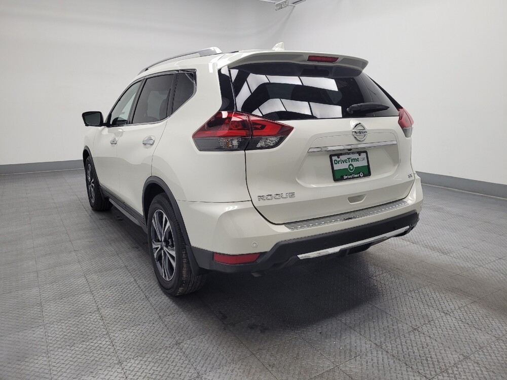 2019 Nissan Rogue in Las Vegas, NV 89102 - 18119727 5