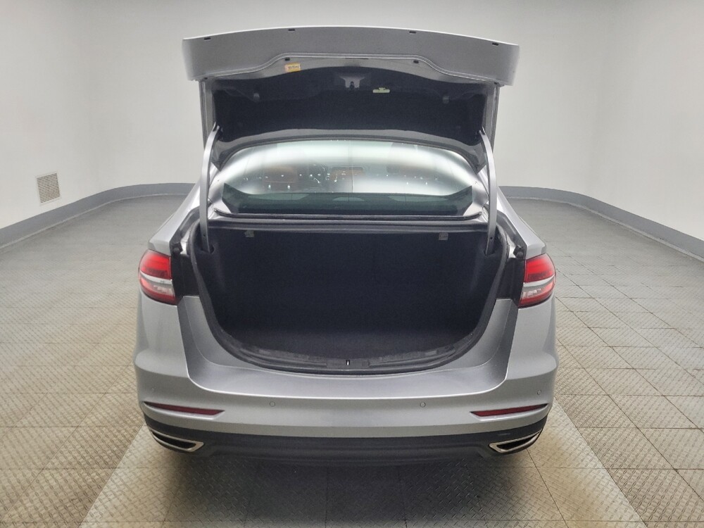 2020 Ford Fusion in Indianapolis, IN 46222 - 18119730 29