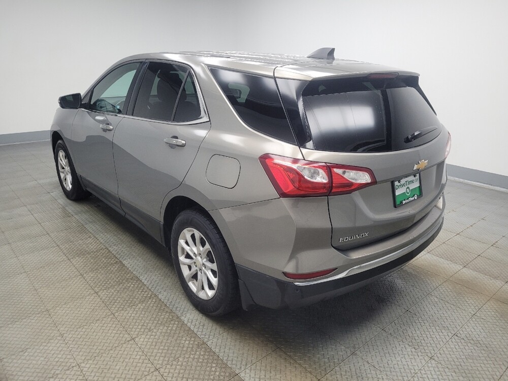 2018 Chevrolet Equinox in Indianapolis, IN 46222 - 18119731 3