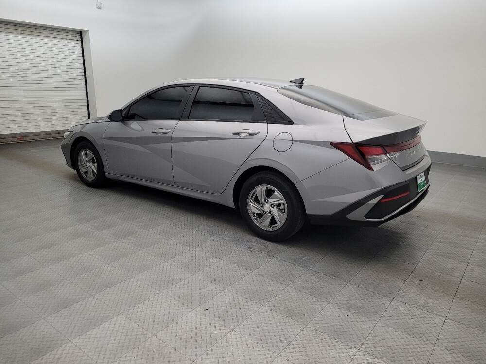 2025 Hyundai Elantra in Phoenix, AZ 85015 - 18119733 3