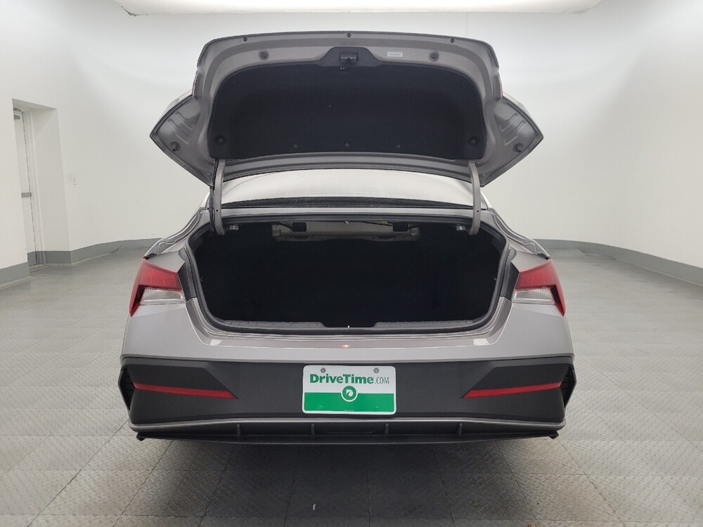 2025 Hyundai Elantra in Phoenix, AZ 85015 - 18119733 29