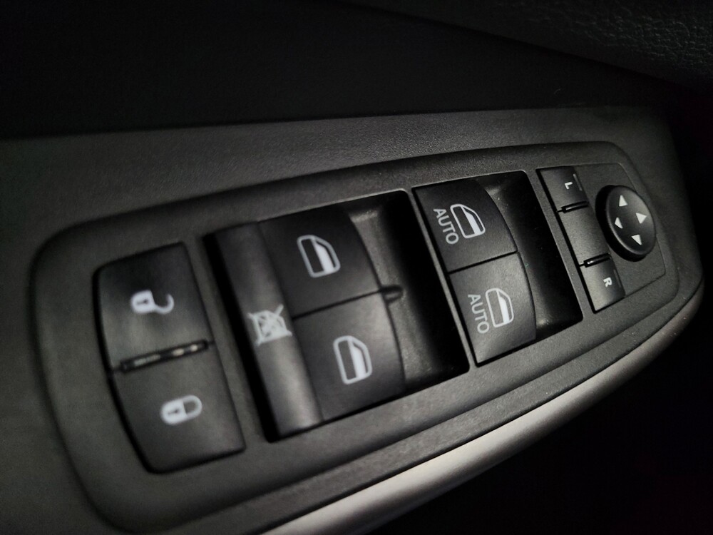 2022 Jeep Cherokee in Las Vegas, NV 89102 - 18119735 27