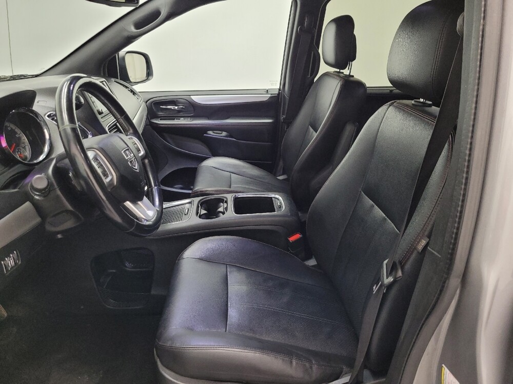 2019 Dodge Grand Caravan in Las Vegas, NV 89104 - 18119749 17