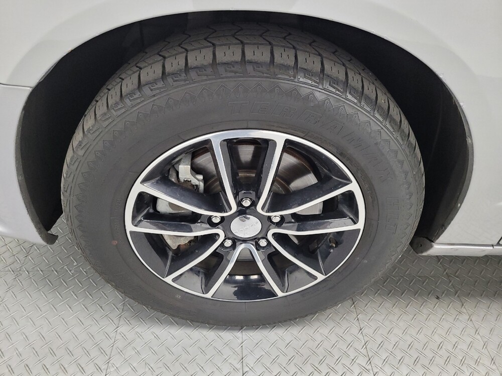 2019 Dodge Grand Caravan in Las Vegas, NV 89104 - 18119749 31