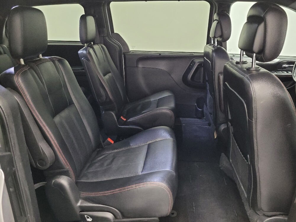 2019 Dodge Grand Caravan in Las Vegas, NV 89104 - 18119749 19