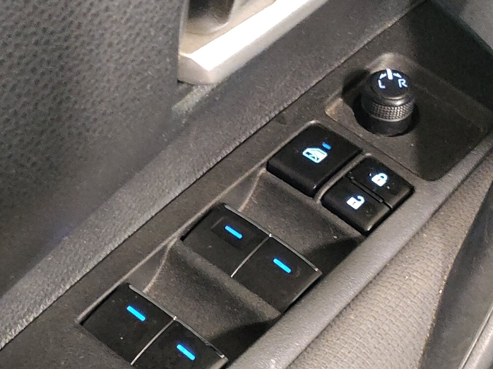 2021 Toyota Corolla in Plano, TX 75074 - 18119753 27