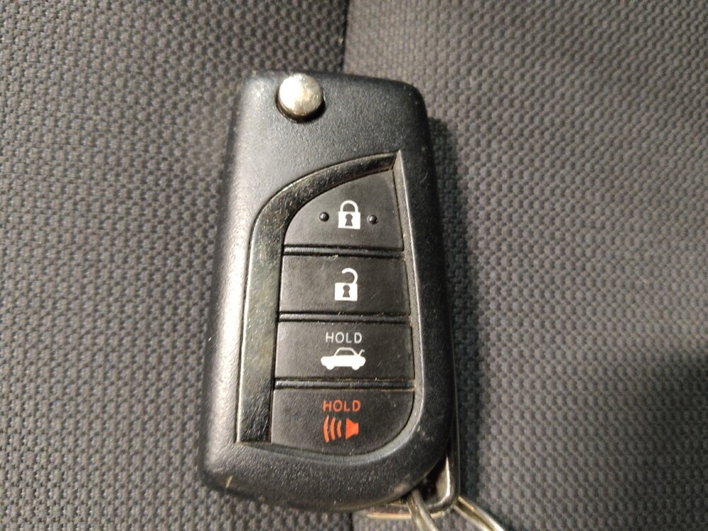 2021 Toyota Corolla in Plano, TX 75074 - 18119753 32