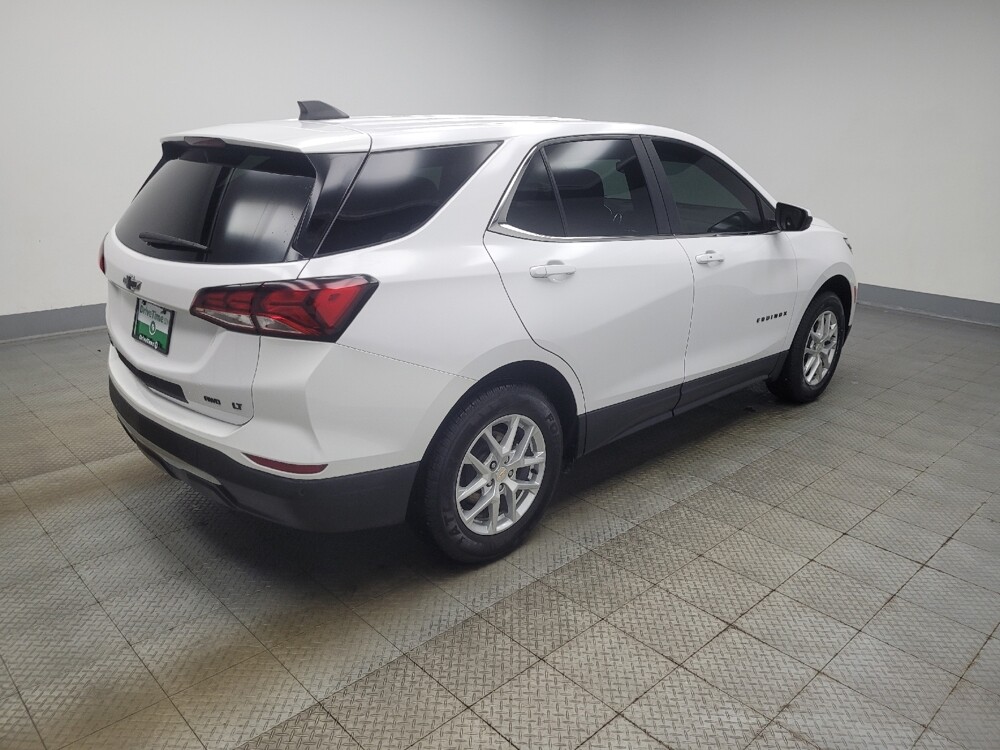 2022 Chevrolet Equinox in Indianapolis, IN 46222 - 18119757 10