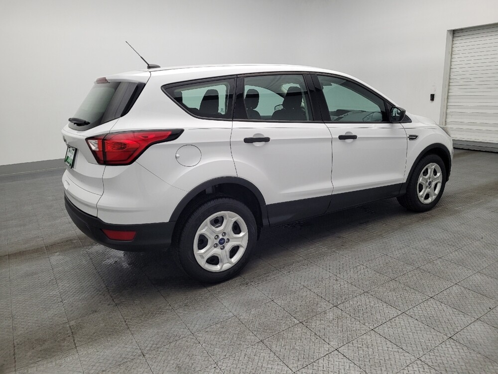 2019 Ford Escape in Ocala, FL 34471 - 18119770 10