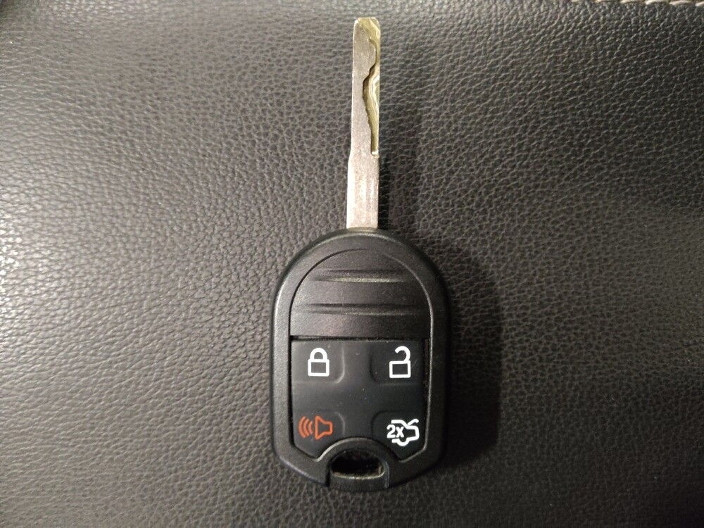 2019 Ford Escape in Ocala, FL 34471 - 18119770 32