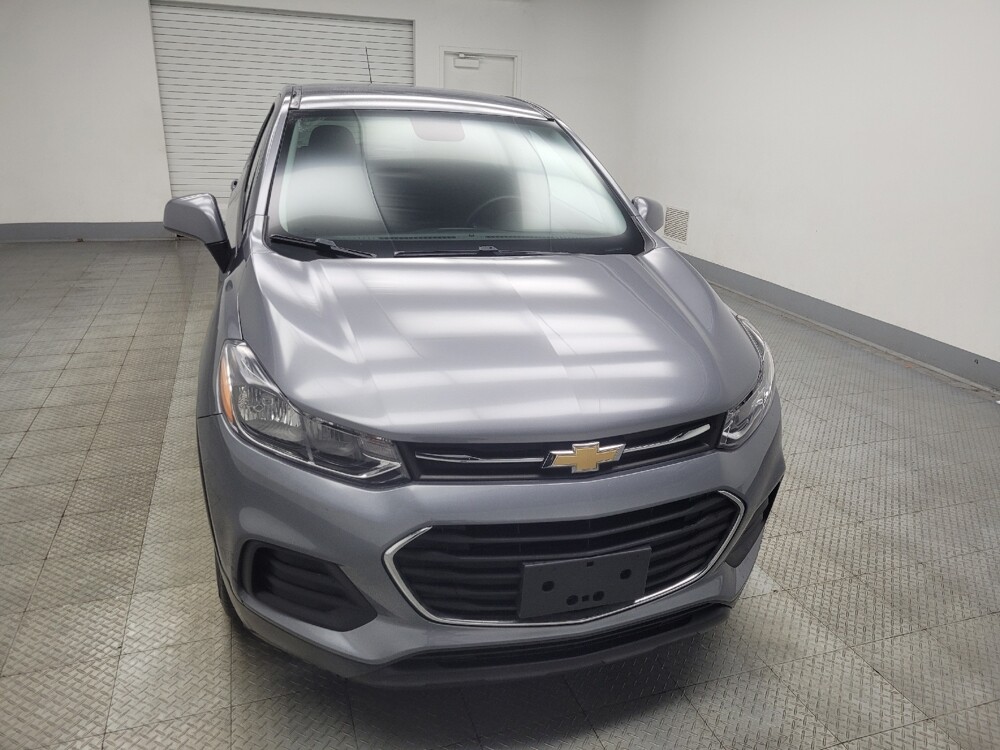 2020 Chevrolet Trax in Highland, IN 46322 - 18119772 14