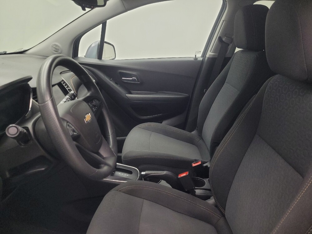 2020 Chevrolet Trax in Highland, IN 46322 - 18119772 17