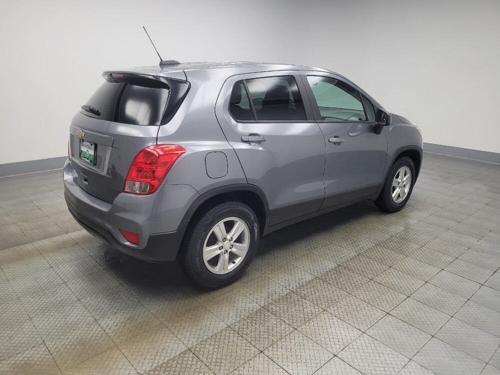 2020 Chevrolet Trax in Highland, IN 46322 - 18119772 10