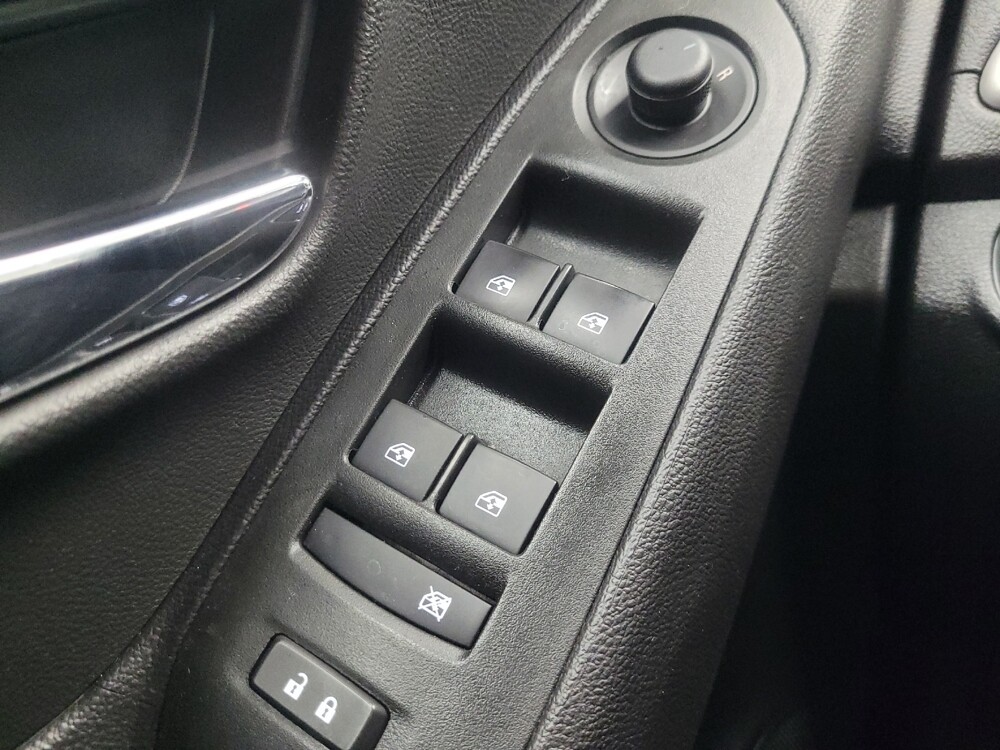 2020 Chevrolet Trax in Highland, IN 46322 - 18119772 27