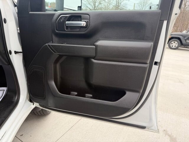 2020 GMC Sierra 2500 in Knoxville, TN 37920 - 18119778 11