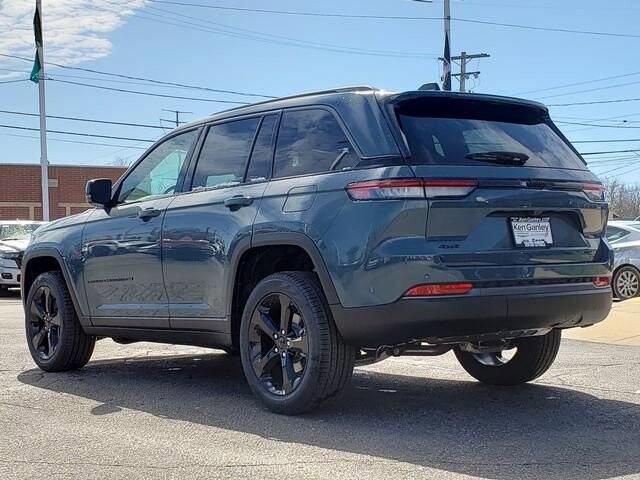 2026 Jeep Grand Cherokee in Bedford, OH 44146 - 18119784 3