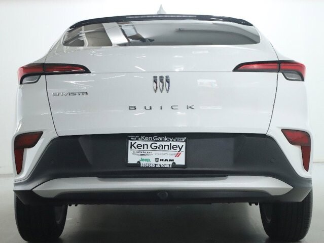 2025 Buick Envista in Bedford, OH 44146 - 18119786 42
