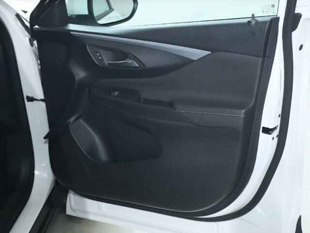 2025 Buick Envista in Bedford, OH 44146 - 18119786 33