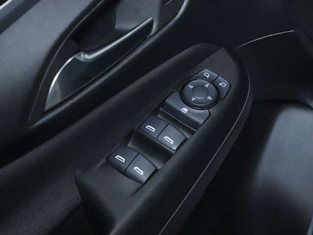 2025 Buick Envista in Bedford, OH 44146 - 18119786 16