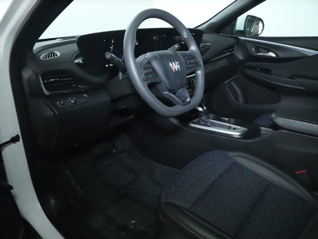 2025 Buick Envista in Bedford, OH 44146 - 18119786 17