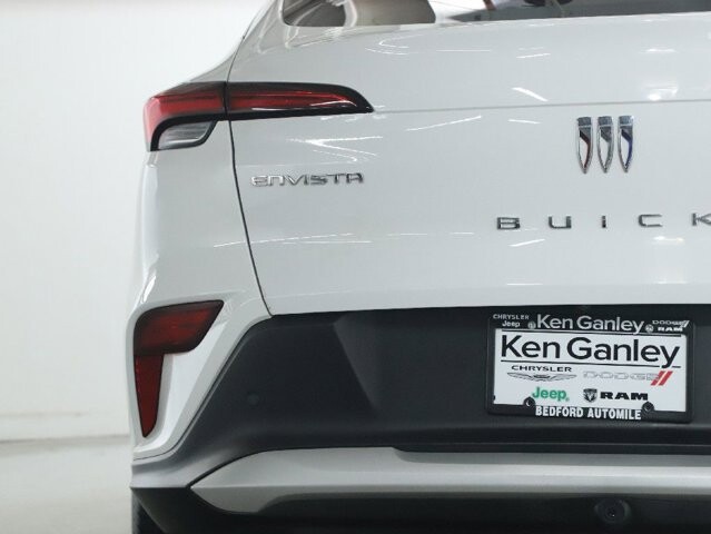 2025 Buick Envista in Bedford, OH 44146 - 18119786 43