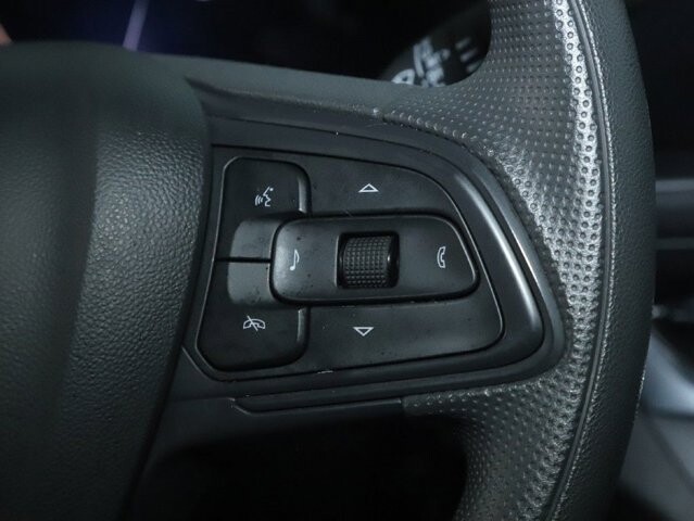 2025 Buick Envista in Bedford, OH 44146 - 18119786 23