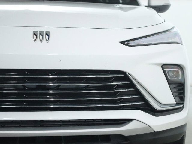 2025 Buick Envista in Bedford, OH 44146 - 18119786 7