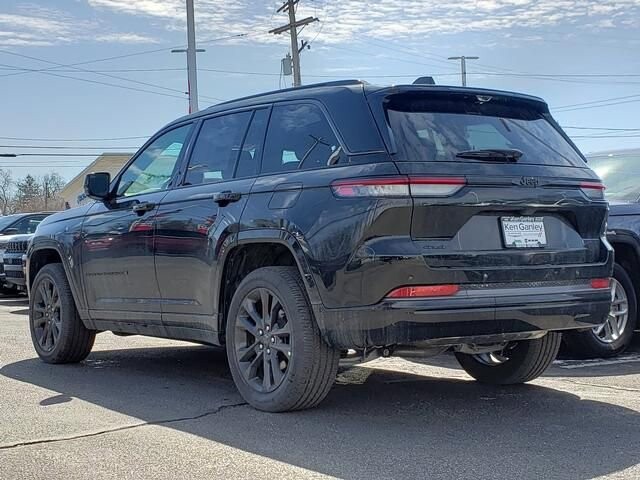2026 Jeep Grand Cherokee in Bedford, OH 44146 - 18119787 3