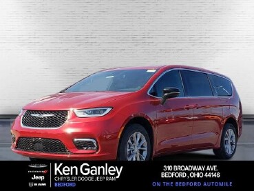2026 Chrysler Pacifica in Bedford, OH 44146