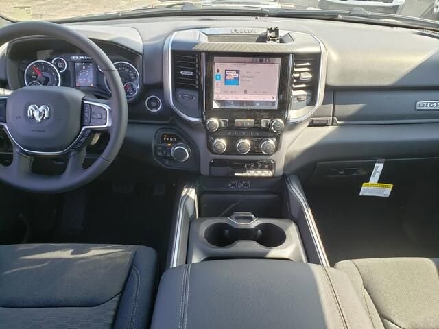 2026 RAM 1500 in Bedford, OH 44146 - 18119793 9