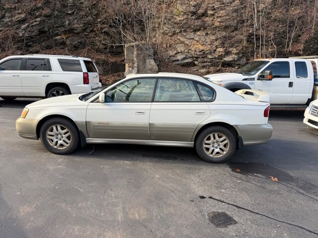 2002 Subaru Outback in Pottsville, PA 17901 - 18119795 4