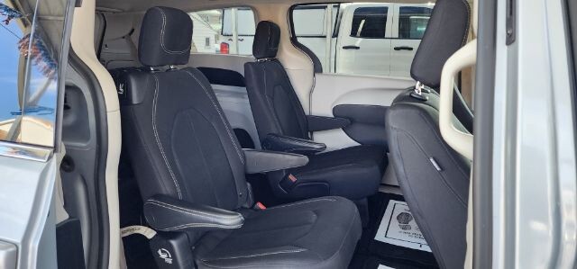 2022 Chrysler Voyager in Barton, MD 21521 - 18119796 15
