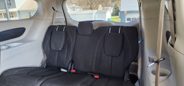 2022 Chrysler Voyager in Barton, MD 21521 - 18119796 9