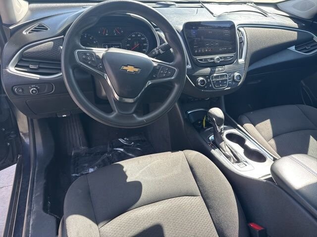 2023 Chevrolet Malibu in Winslow, AZ 86046 - 18119802 10