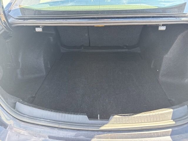 2023 Chevrolet Malibu in Winslow, AZ 86046 - 18119802 7